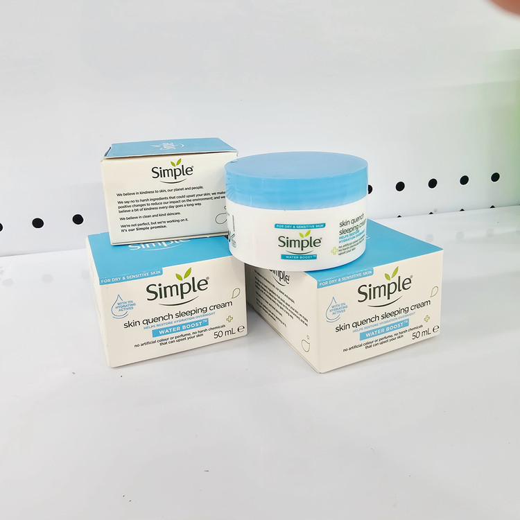 کرم مرطوب کننده و آبرسان شب مدل Water Boost حجم 50میل سیمپل